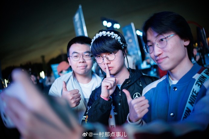 摄影师一村发布S15入围赛返图:2025.10.14 Day1